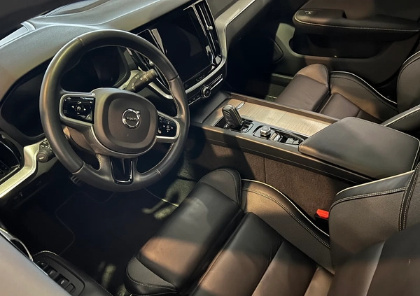 Volvo S60 cena 167900 przebieg: 24000, rok produkcji 2021 z Pszczyna małe 631